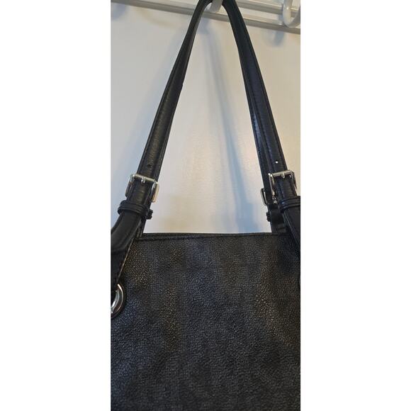 Genuine Michael Kors Woman's Bedford Leather Purse - Picture 8 of 16